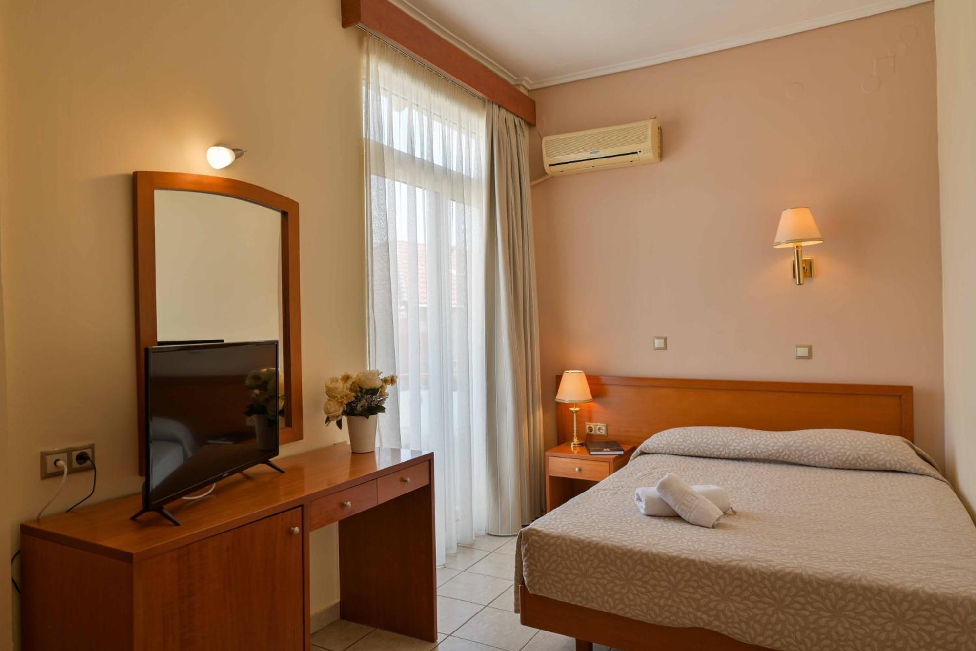 Neda Hotel Ancient Olympia Værelse billede